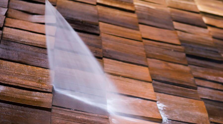 Professional gutter cleaning in Barrington, IL